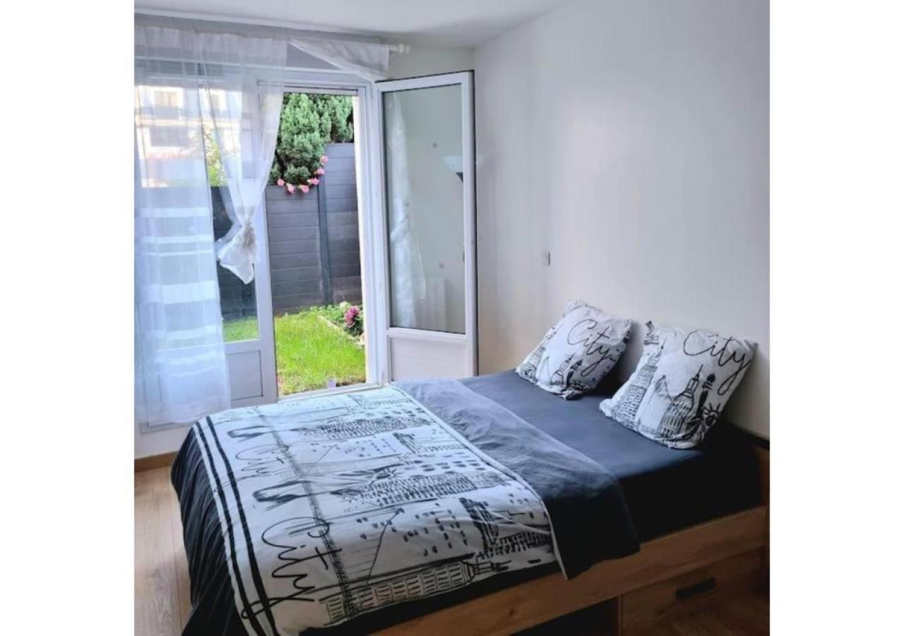 Saint-Cyr-lʼÉcole Superbe Appartement Avec Jardin Proche Versailles מראה חיצוני תמונה