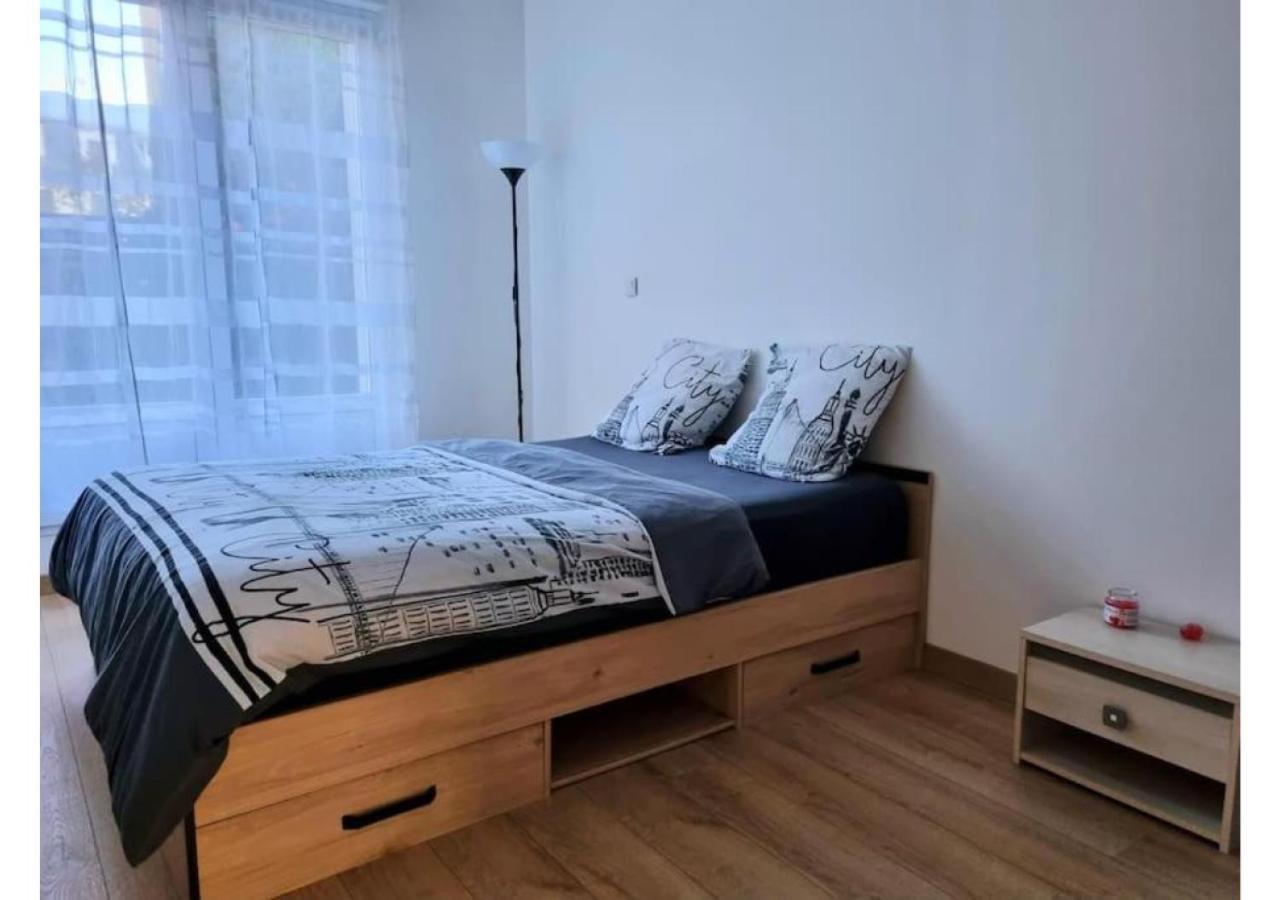 Saint-Cyr-lʼÉcole Superbe Appartement Avec Jardin Proche Versailles מראה חיצוני תמונה